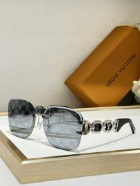 Picture of Louis Vuitton Sunglasses _SKUfw75326413fw